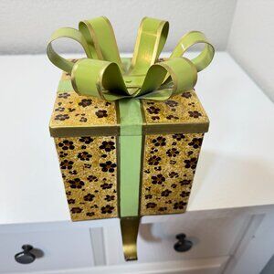 BALLARD DESIGNS Gift Box Stocking Hanger in Cheetah Metal Bow Box RARE RETIRED!